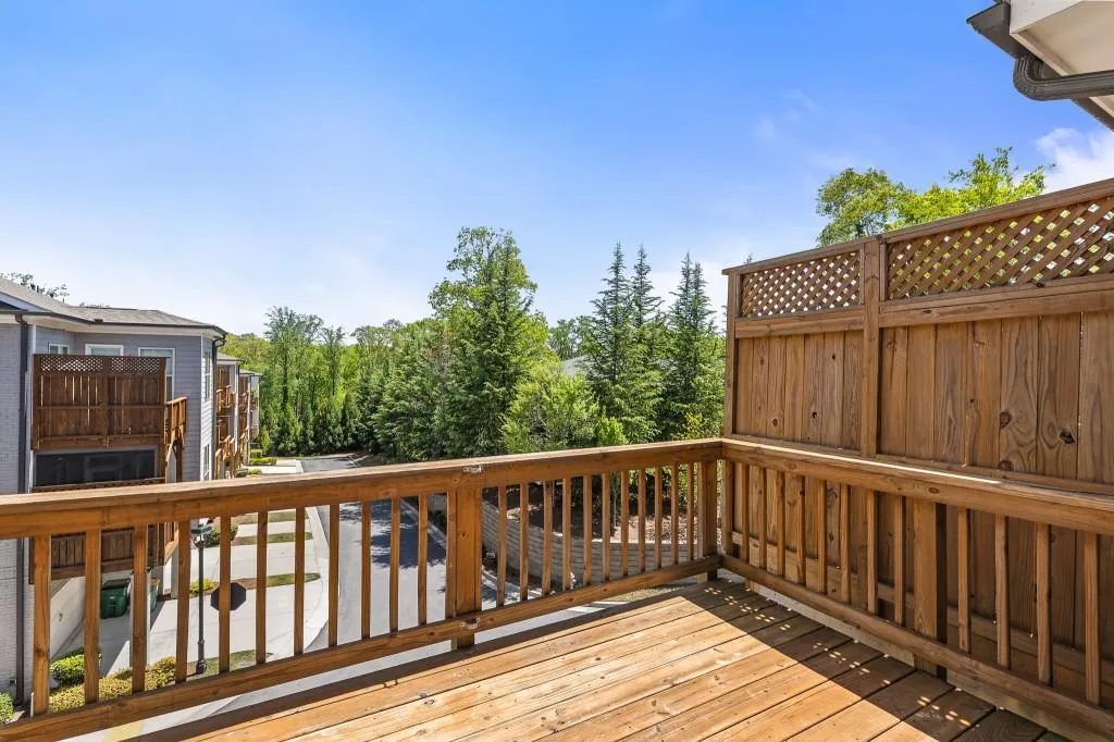 4243 Deming Circle, Sandy Springs, Georgia 30342, 2 Bedrooms Bedrooms, ,2 BathroomsBathrooms,Residential,Sold,4243 Deming Circle,7035161
