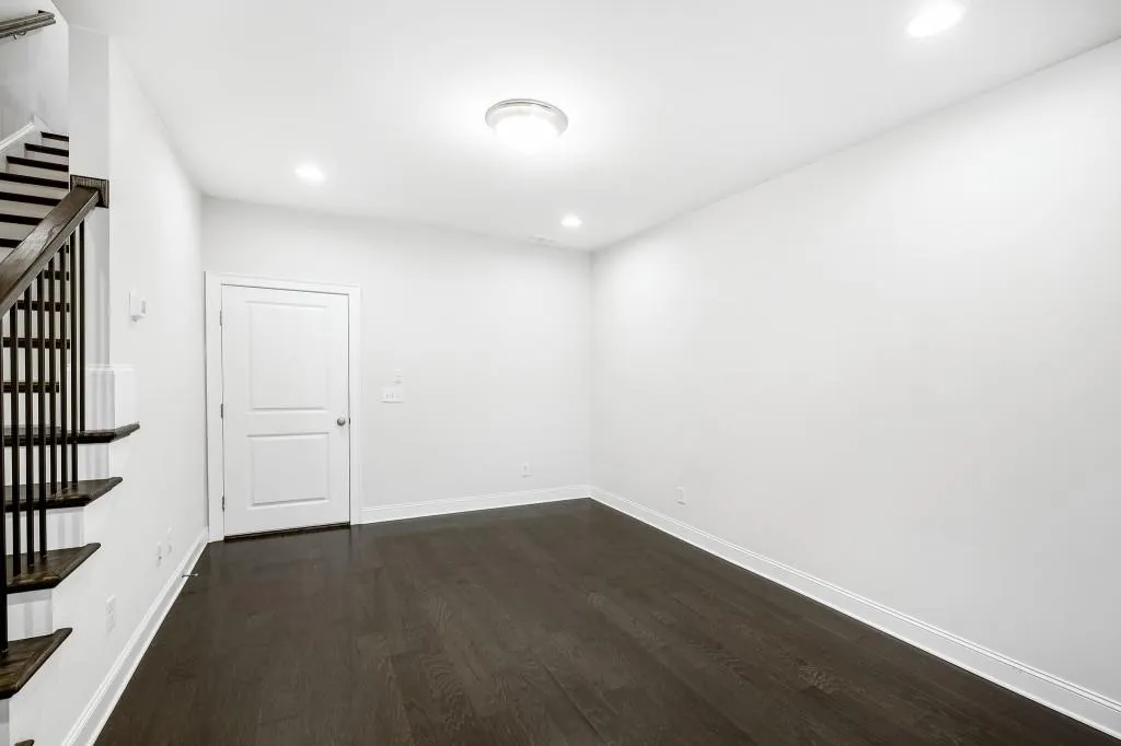 4243 Deming Circle, Sandy Springs, Georgia 30342, 2 Bedrooms Bedrooms, ,2 BathroomsBathrooms,Residential,Sold,4243 Deming Circle,7035161