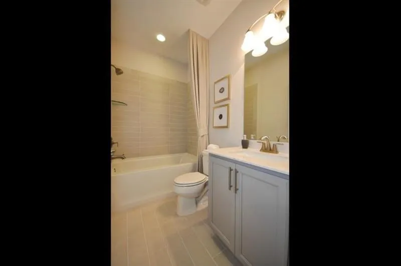 2065 Wheaton Way Unit 19, Sandy Springs, Georgia 30328, 4 Bedrooms Bedrooms, ,4 BathroomsBathrooms,Residential,Sold,2065 Wheaton Way Unit 19,5964669