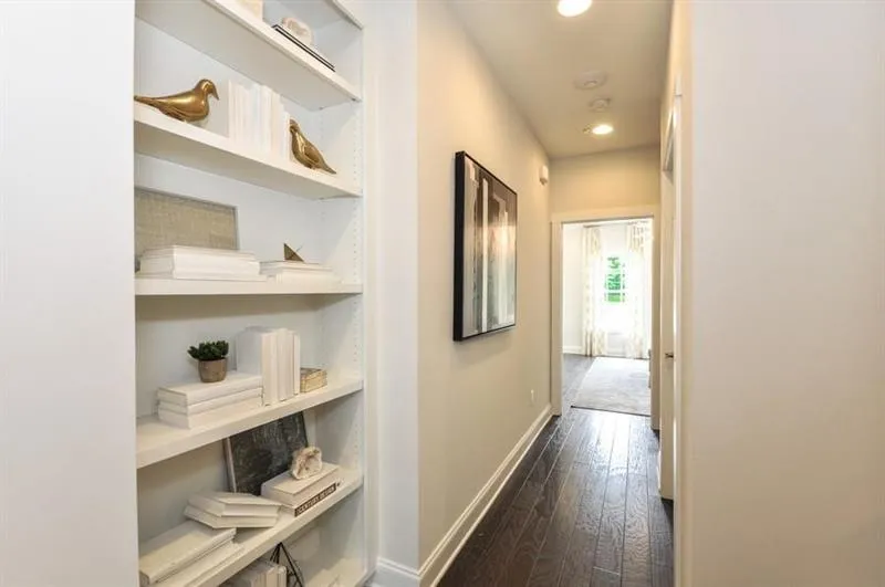 2065 Wheaton Way Unit 19, Sandy Springs, Georgia 30328, 4 Bedrooms Bedrooms, ,4 BathroomsBathrooms,Residential,Sold,2065 Wheaton Way Unit 19,5964669