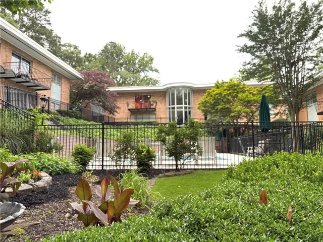1233 Woodland Avenue Ne Unit #5, Atlanta, Georgia 30324