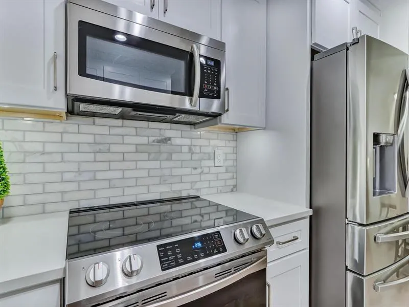 314 Granville Court Unit 314, Atlanta, Georgia 30328, 2 Bedrooms Bedrooms, ,2 BathroomsBathrooms,Residential,Sold,314 Granville Court Unit 314,6850793