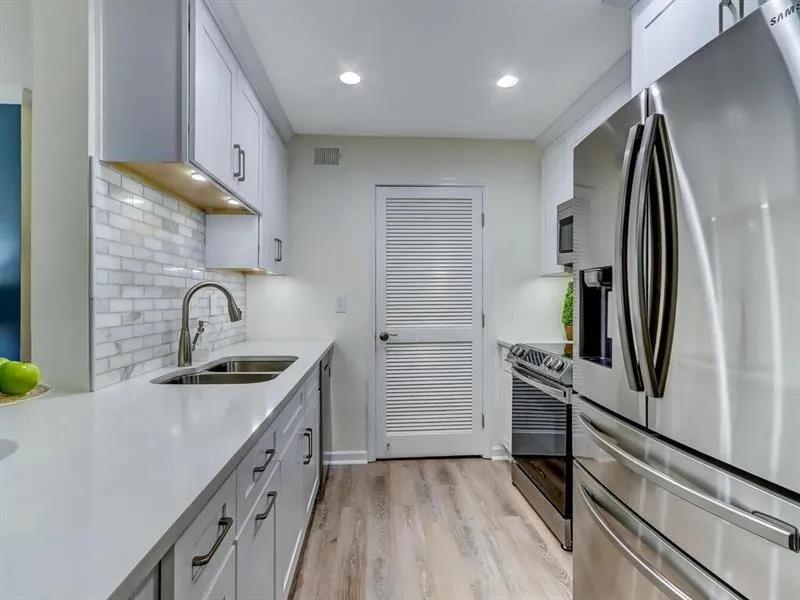 314 Granville Court Unit 314, Atlanta, Georgia 30328, 2 Bedrooms Bedrooms, ,2 BathroomsBathrooms,Residential,Sold,314 Granville Court Unit 314,6850793