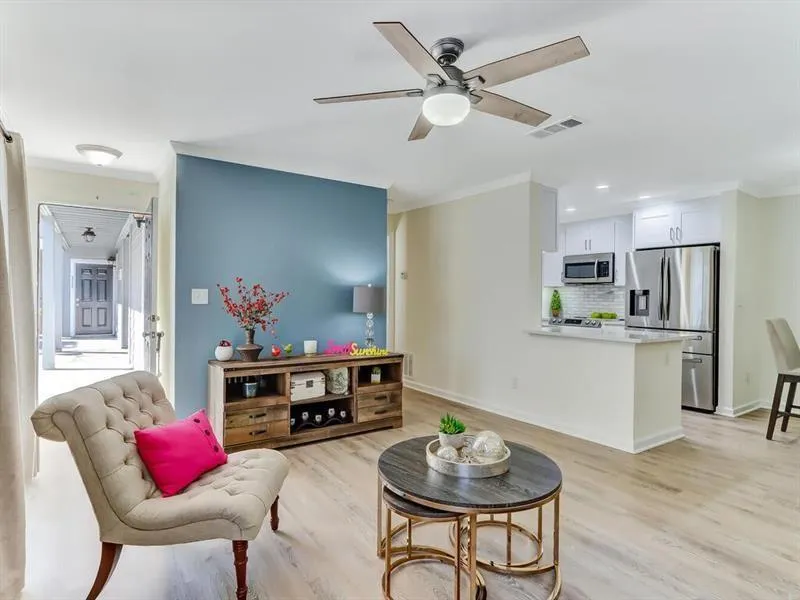 314 Granville Court Unit 314, Atlanta, Georgia 30328, 2 Bedrooms Bedrooms, ,2 BathroomsBathrooms,Residential,Sold,314 Granville Court Unit 314,6850793