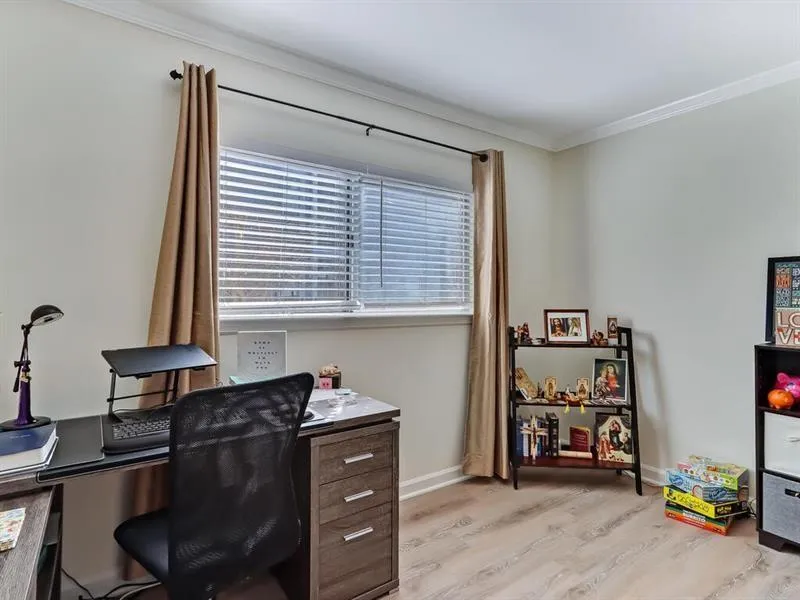 314 Granville Court Unit 314, Atlanta, Georgia 30328, 2 Bedrooms Bedrooms, ,2 BathroomsBathrooms,Residential,Sold,314 Granville Court Unit 314,6850793