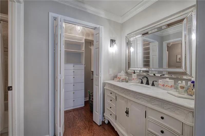 505 Bainbridge Drive, Atlanta, Georgia 30327, 2 Bedrooms Bedrooms, ,2 BathroomsBathrooms,Residential,Sold,505 Bainbridge Drive,7559442