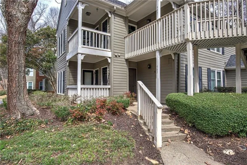 505 Bainbridge Drive, Atlanta, Georgia 30327, 2 Bedrooms Bedrooms, ,2 BathroomsBathrooms,Residential,Sold,505 Bainbridge Drive,7559442