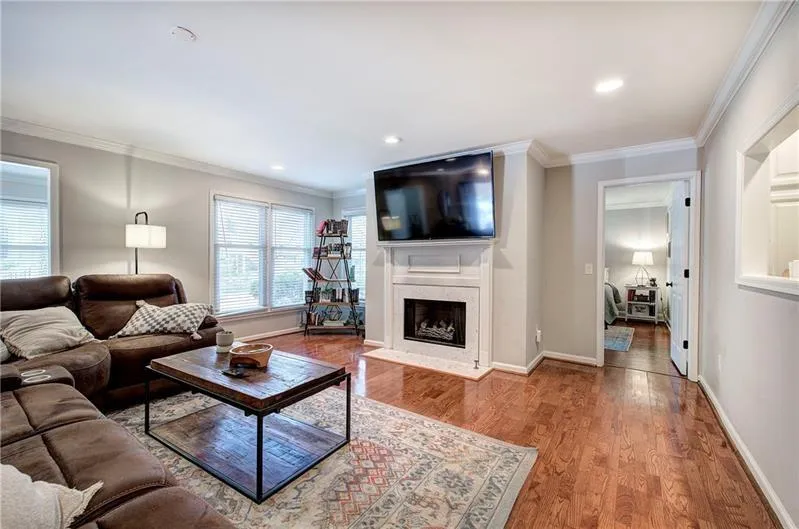 505 Bainbridge Drive, Atlanta, Georgia 30327, 2 Bedrooms Bedrooms, ,2 BathroomsBathrooms,Residential,Sold,505 Bainbridge Drive,7559442