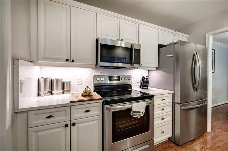 505 Bainbridge Drive, Atlanta, Georgia 30327, 2 Bedrooms Bedrooms, ,2 BathroomsBathrooms,Residential,Sold,505 Bainbridge Drive,7559442