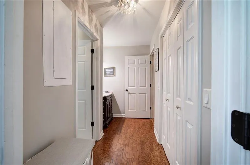 505 Bainbridge Drive, Atlanta, Georgia 30327, 2 Bedrooms Bedrooms, ,2 BathroomsBathrooms,Residential,Sold,505 Bainbridge Drive,7559442
