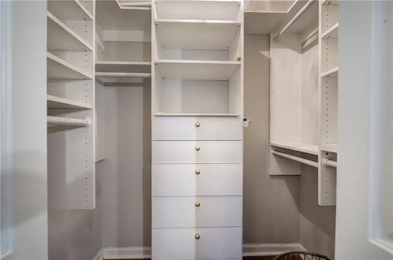 505 Bainbridge Drive, Atlanta, Georgia 30327, 2 Bedrooms Bedrooms, ,2 BathroomsBathrooms,Residential,Sold,505 Bainbridge Drive,7559442