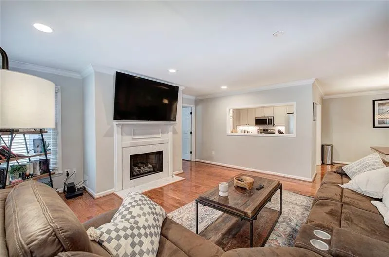 505 Bainbridge Drive, Atlanta, Georgia 30327, 2 Bedrooms Bedrooms, ,2 BathroomsBathrooms,Residential,Sold,505 Bainbridge Drive,7559442