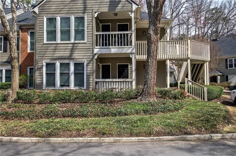 505 Bainbridge Drive, Atlanta, Georgia 30327, 2 Bedrooms Bedrooms, ,2 BathroomsBathrooms,Residential,Sold,505 Bainbridge Drive,7559442