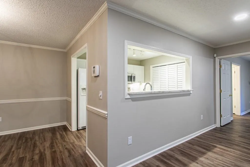 501 Abingdon Way, Sandy Springs, Georgia 30328, 2 Bedrooms Bedrooms, ,2 BathroomsBathrooms,Residential,Sold,501 Abingdon Way,6820980