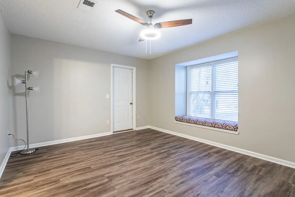 501 Abingdon Way, Sandy Springs, Georgia 30328, 2 Bedrooms Bedrooms, ,2 BathroomsBathrooms,Residential,Sold,501 Abingdon Way,6820980