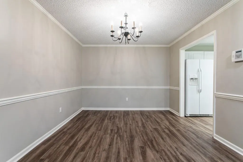 501 Abingdon Way, Sandy Springs, Georgia 30328, 2 Bedrooms Bedrooms, ,2 BathroomsBathrooms,Residential,Sold,501 Abingdon Way,6820980