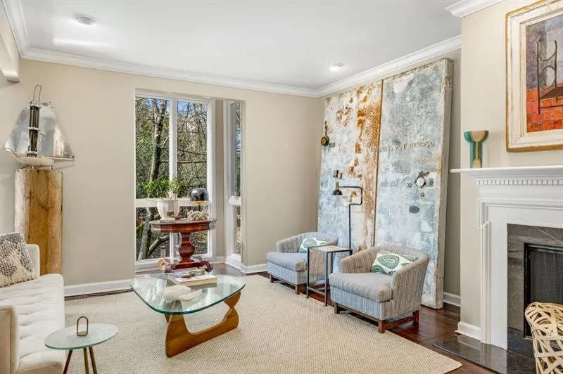 3 Willow Glen Ne, Atlanta, Georgia 30342, 3 Bedrooms Bedrooms, ,3 BathroomsBathrooms,Residential,Sold,3 Willow Glen Ne,7007983