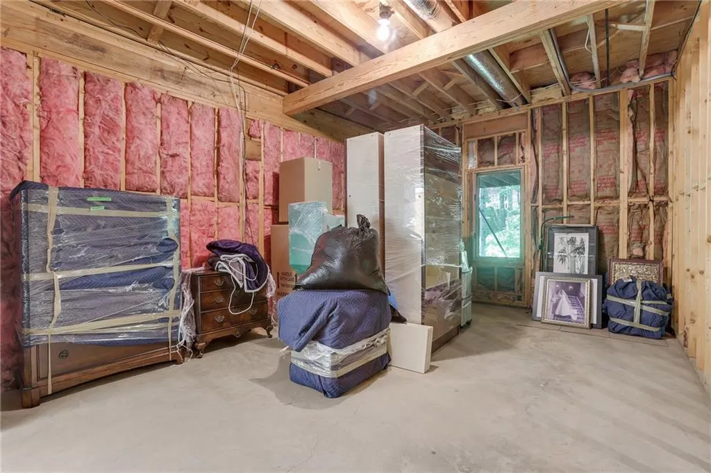 5660 Errol Place, Atlanta, Georgia 30327, 4 Bedrooms Bedrooms, ,4 BathroomsBathrooms,Residential,For Sale,5660 Errol Place,7739487