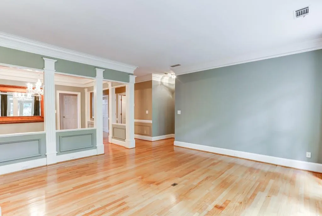 6391 Glenridge Drive Unit 125, Sandy Springs, Georgia 30328, 4 Bedrooms Bedrooms, ,2 BathroomsBathrooms,Residential,Sold,6391 Glenridge Drive Unit 125,6580837