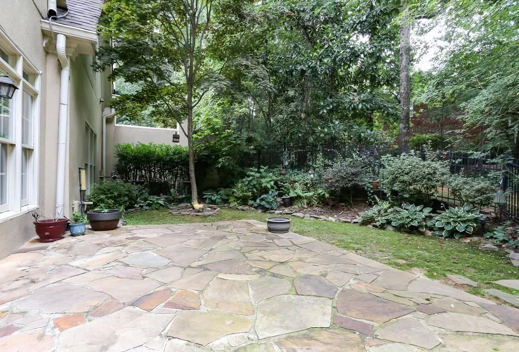 6391 Glenridge Drive Unit 125, Sandy Springs, Georgia 30328, 4 Bedrooms Bedrooms, ,2 BathroomsBathrooms,Residential,Sold,6391 Glenridge Drive Unit 125,6580837