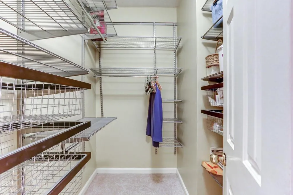 6391 Glenridge Drive Unit 125, Sandy Springs, Georgia 30328, 4 Bedrooms Bedrooms, ,2 BathroomsBathrooms,Residential,Sold,6391 Glenridge Drive Unit 125,6580837