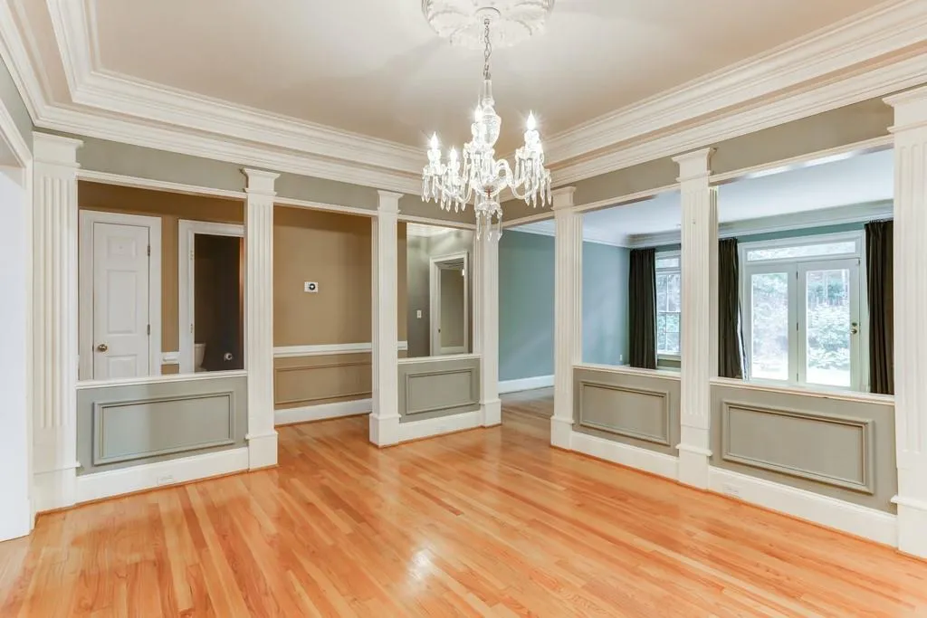 6391 Glenridge Drive Unit 125, Sandy Springs, Georgia 30328, 4 Bedrooms Bedrooms, ,2 BathroomsBathrooms,Residential,Sold,6391 Glenridge Drive Unit 125,6580837