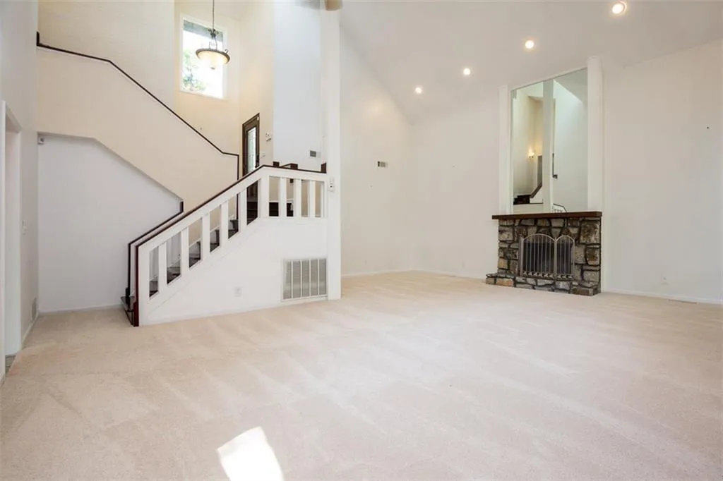 630 Colebrook Court, Sandy Springs, Georgia 30327, 4 Bedrooms Bedrooms, ,3 BathroomsBathrooms,Residential,Sold,630 Colebrook Court,5949668