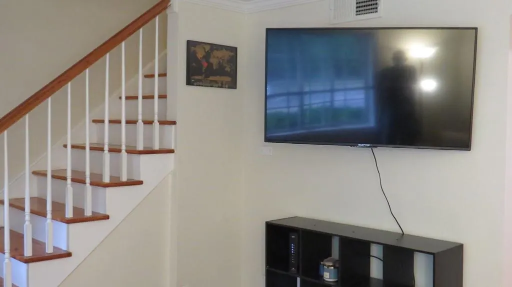 6940 Roswell Road Unit 8d, Atlanta, Georgia 30328, 1 Bedroom Bedrooms, ,1 BathroomBathrooms,Residential,Sold,6940 Roswell Road Unit 8d,6947306