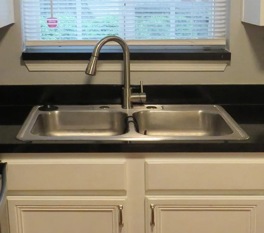 6940 Roswell Road Unit 8d, Atlanta, Georgia 30328, 1 Bedroom Bedrooms, ,1 BathroomBathrooms,Residential,Sold,6940 Roswell Road Unit 8d,6947306