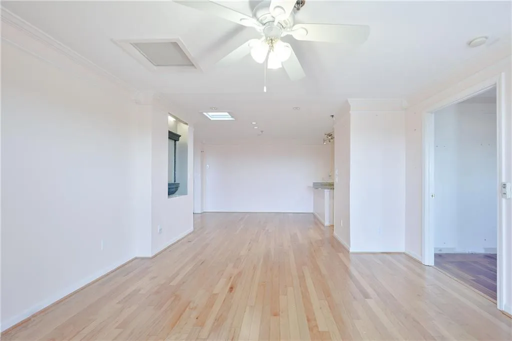 300 Johnson Ferry Road Ne Unit B-1015, Sandy Springs, Georgia 30328, 2 Bedrooms Bedrooms, ,2 BathroomsBathrooms,Residential,Sold,300 Johnson Ferry Road Ne Unit B-1015,6868288