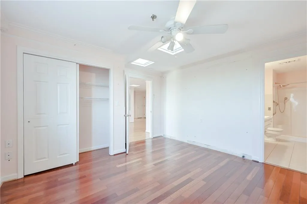 300 Johnson Ferry Road Ne Unit B-1015, Sandy Springs, Georgia 30328, 2 Bedrooms Bedrooms, ,2 BathroomsBathrooms,Residential,Sold,300 Johnson Ferry Road Ne Unit B-1015,6868288