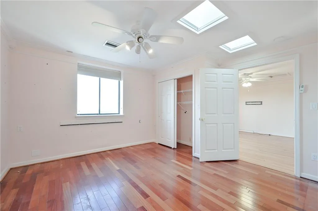 300 Johnson Ferry Road Ne Unit B-1015, Sandy Springs, Georgia 30328, 2 Bedrooms Bedrooms, ,2 BathroomsBathrooms,Residential,Sold,300 Johnson Ferry Road Ne Unit B-1015,6868288