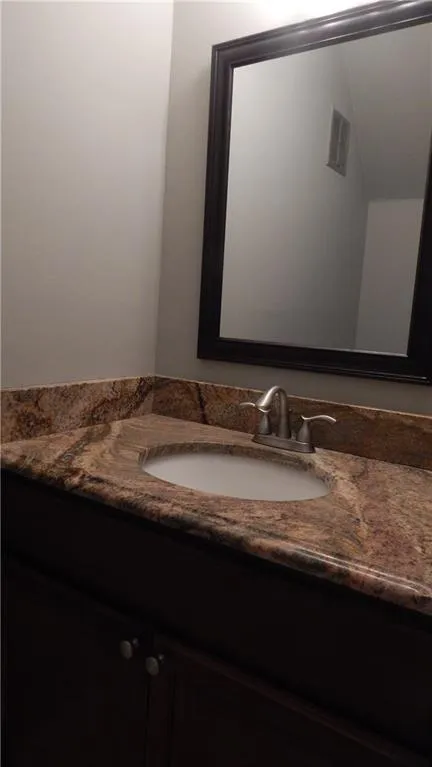 6700 Roswell Road Unit 30e, Sandy Springs, Georgia 30328, 2 Bedrooms Bedrooms, ,1 BathroomBathrooms,Residential,Sold,6700 Roswell Road Unit 30e,5649321