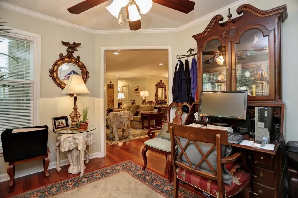 406 Bainbridge Drive, Sandy Springs, Georgia 30327, 2 Bedrooms Bedrooms, ,2 BathroomsBathrooms,Residential,Sold,406 Bainbridge Drive,5722754