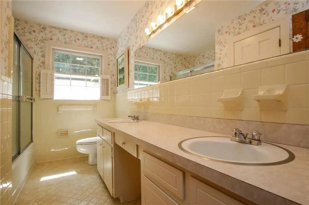 1110 Huntcliff Ne, Atlanta, Georgia 30350, 4 Bedrooms Bedrooms, ,4 BathroomsBathrooms,Residential,Sold,1110 Huntcliff Ne,5813194 1110 Huntcliff Ne, Atlanta, Georgia 30350, 4 Bedrooms Bedrooms, ,4 BathroomsBathrooms,Residential,Sold,1110 Huntcliff Ne,5813194