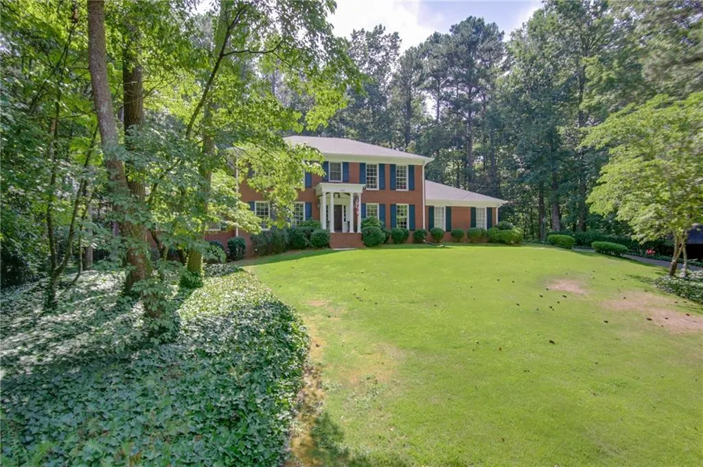 1110 Huntcliff Ne, Atlanta, Georgia 30350, 4 Bedrooms Bedrooms, ,4 BathroomsBathrooms,Residential,Sold,1110 Huntcliff Ne,5813194 1110 Huntcliff Ne, Atlanta, Georgia 30350, 4 Bedrooms Bedrooms, ,4 BathroomsBathrooms,Residential,Sold,1110 Huntcliff Ne,5813194