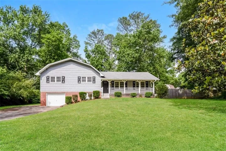 6581 Windsor Drive, Acworth, Georgia 30102