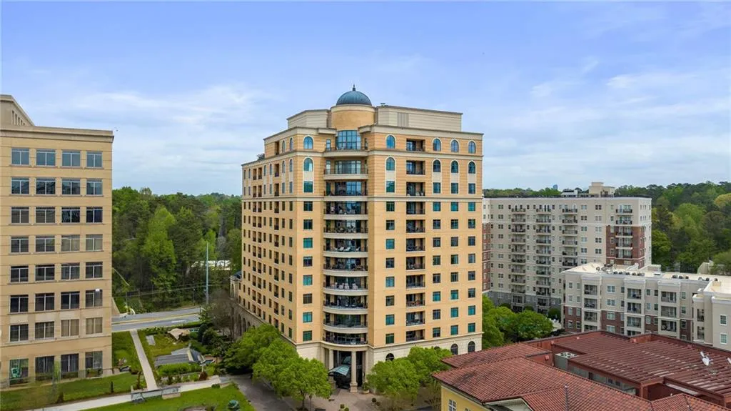 3286 Northside Parkway Nw Unit 1005, Atlanta, Georgia 30327, 3 Bedrooms Bedrooms, ,3 BathroomsBathrooms,Residential,For Sale,3286 Northside Parkway Nw Unit 1005,7447887