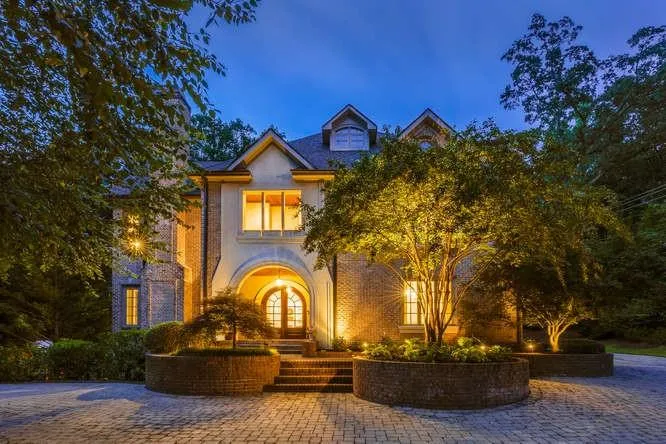 765 Crest Valley Drive, Atlanta, Georgia 30327, 5 Bedrooms Bedrooms, ,5 BathroomsBathrooms,Residential,Sold,765 Crest Valley Drive,6098890