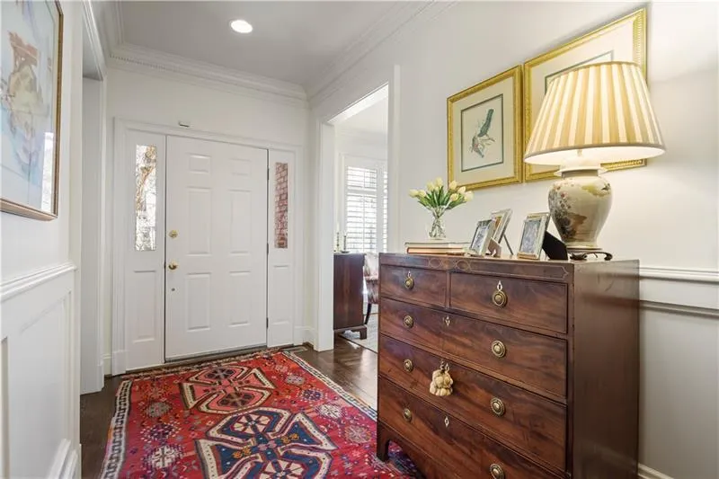 45 Paces West Drive Nw, Atlanta, Georgia 30327, 3 Bedrooms Bedrooms, ,2 BathroomsBathrooms,Residential,For Sale,45 Paces West Drive Nw,7571196