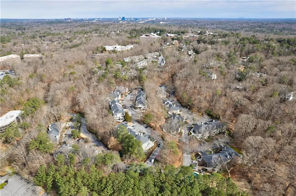 101 Bainbridge Drive, Sandy Springs, Georgia 30327, 1 Bedroom Bedrooms, ,1 BathroomBathrooms,Residential,Sold,101 Bainbridge Drive,7175981