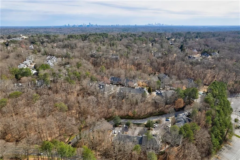 101 Bainbridge Drive, Sandy Springs, Georgia 30327, 1 Bedroom Bedrooms, ,1 BathroomBathrooms,Residential,Sold,101 Bainbridge Drive,7175981