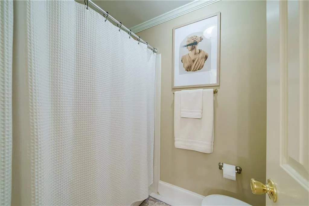 101 Bainbridge Drive, Sandy Springs, Georgia 30327, 1 Bedroom Bedrooms, ,1 BathroomBathrooms,Residential,Sold,101 Bainbridge Drive,7175981