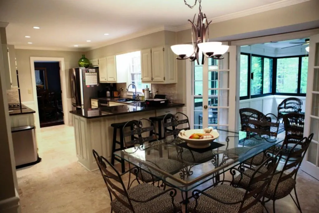 7320 Chattahoochee Bluff Drive, Sandy Springs, Georgia 30350, 4 Bedrooms Bedrooms, ,3 BathroomsBathrooms,Residential,Sold,7320 Chattahoochee Bluff Drive,5523188