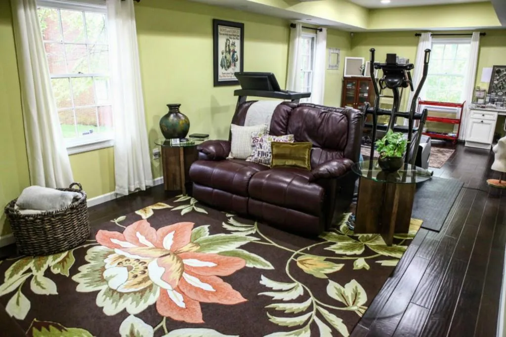 7320 Chattahoochee Bluff Drive, Sandy Springs, Georgia 30350, 4 Bedrooms Bedrooms, ,3 BathroomsBathrooms,Residential,Sold,7320 Chattahoochee Bluff Drive,5523188