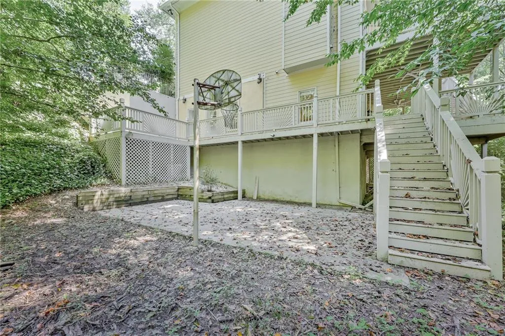 530 Elden Drive, Sandy Springs, Georgia 30342, 4 Bedrooms Bedrooms, ,3 BathroomsBathrooms,Residential,Sold,530 Elden Drive,6949168