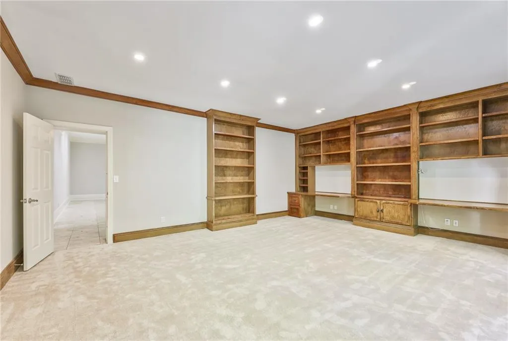 530 Elden Drive, Sandy Springs, Georgia 30342, 4 Bedrooms Bedrooms, ,3 BathroomsBathrooms,Residential,Sold,530 Elden Drive,6949168