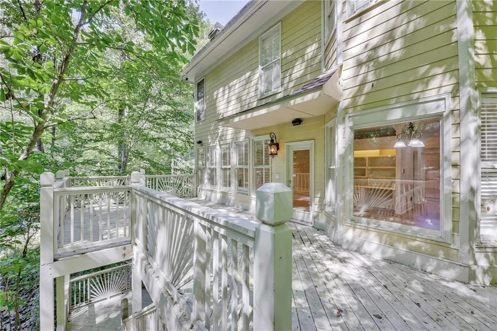 530 Elden Drive, Sandy Springs, Georgia 30342, 4 Bedrooms Bedrooms, ,3 BathroomsBathrooms,Residential,Sold,530 Elden Drive,6949168