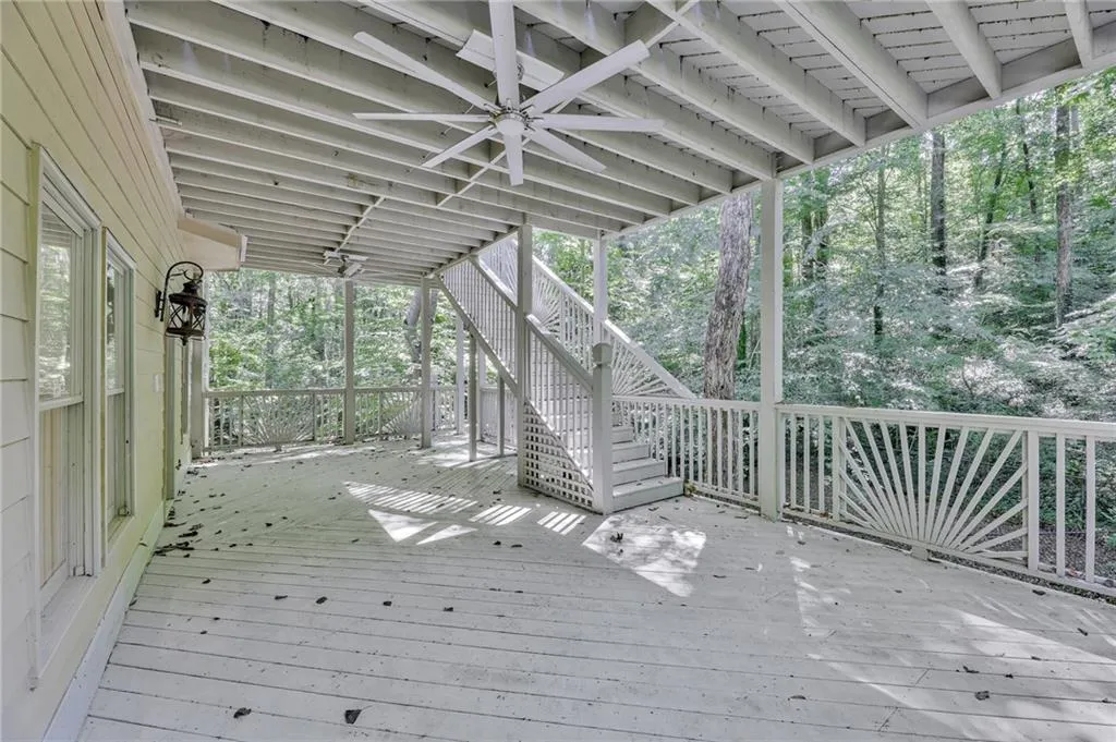 530 Elden Drive, Sandy Springs, Georgia 30342, 4 Bedrooms Bedrooms, ,3 BathroomsBathrooms,Residential,Sold,530 Elden Drive,6949168