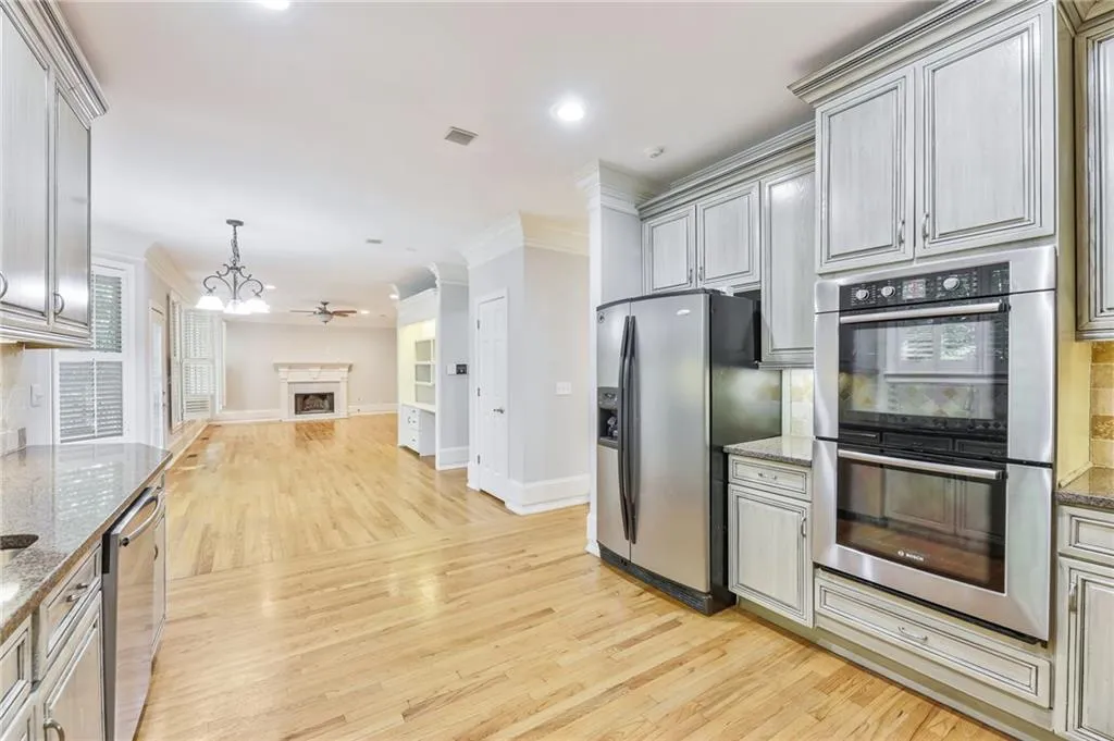 530 Elden Drive, Sandy Springs, Georgia 30342, 4 Bedrooms Bedrooms, ,3 BathroomsBathrooms,Residential,Sold,530 Elden Drive,6949168